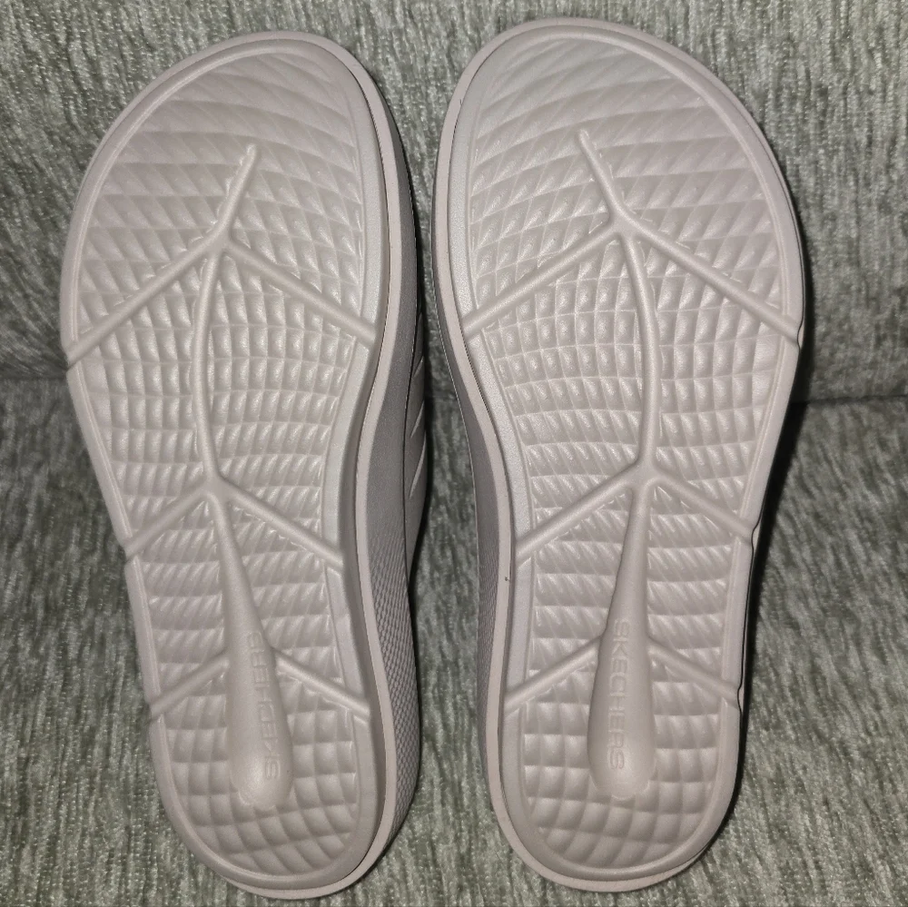 Skechers Go Recover Archfit Cream Sparkles W9 - Picture 5 of 9